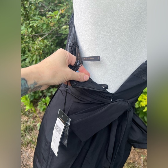 NWT- BCBGMaxAzria- Elegant Black Strapless Dress - Picture 5 of 7